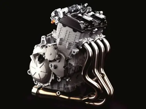 Dört silindirli motor