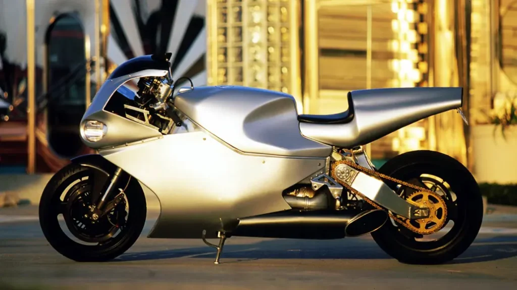 MTT Y2K Turbine Superbike
