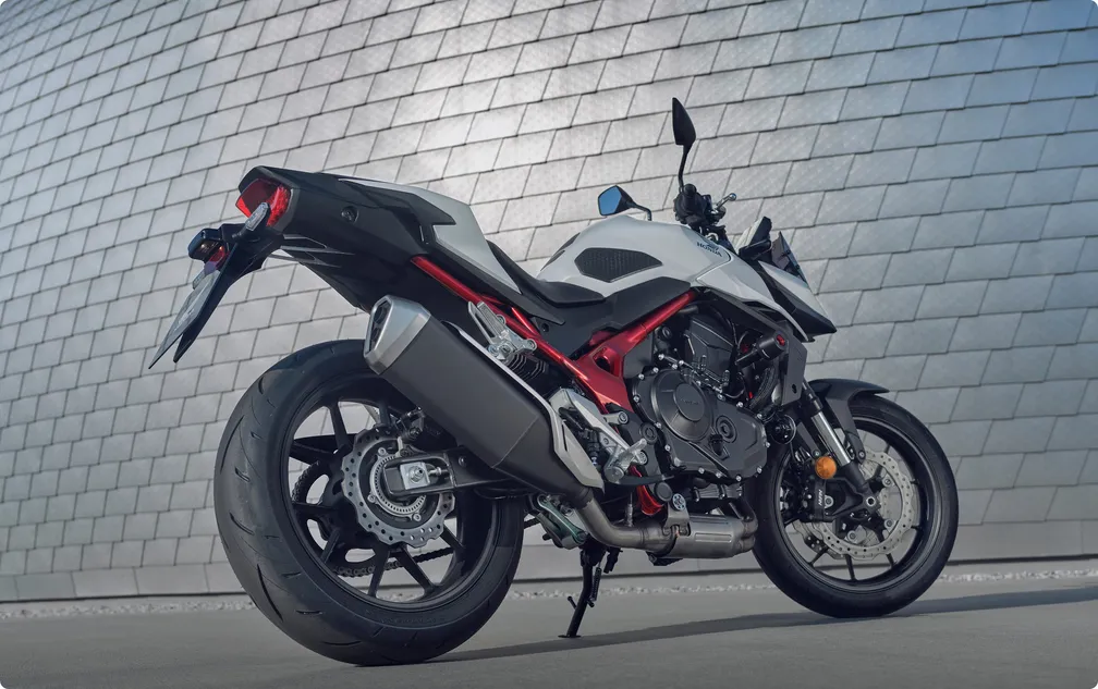 Honda CB750 Hornet özellikler